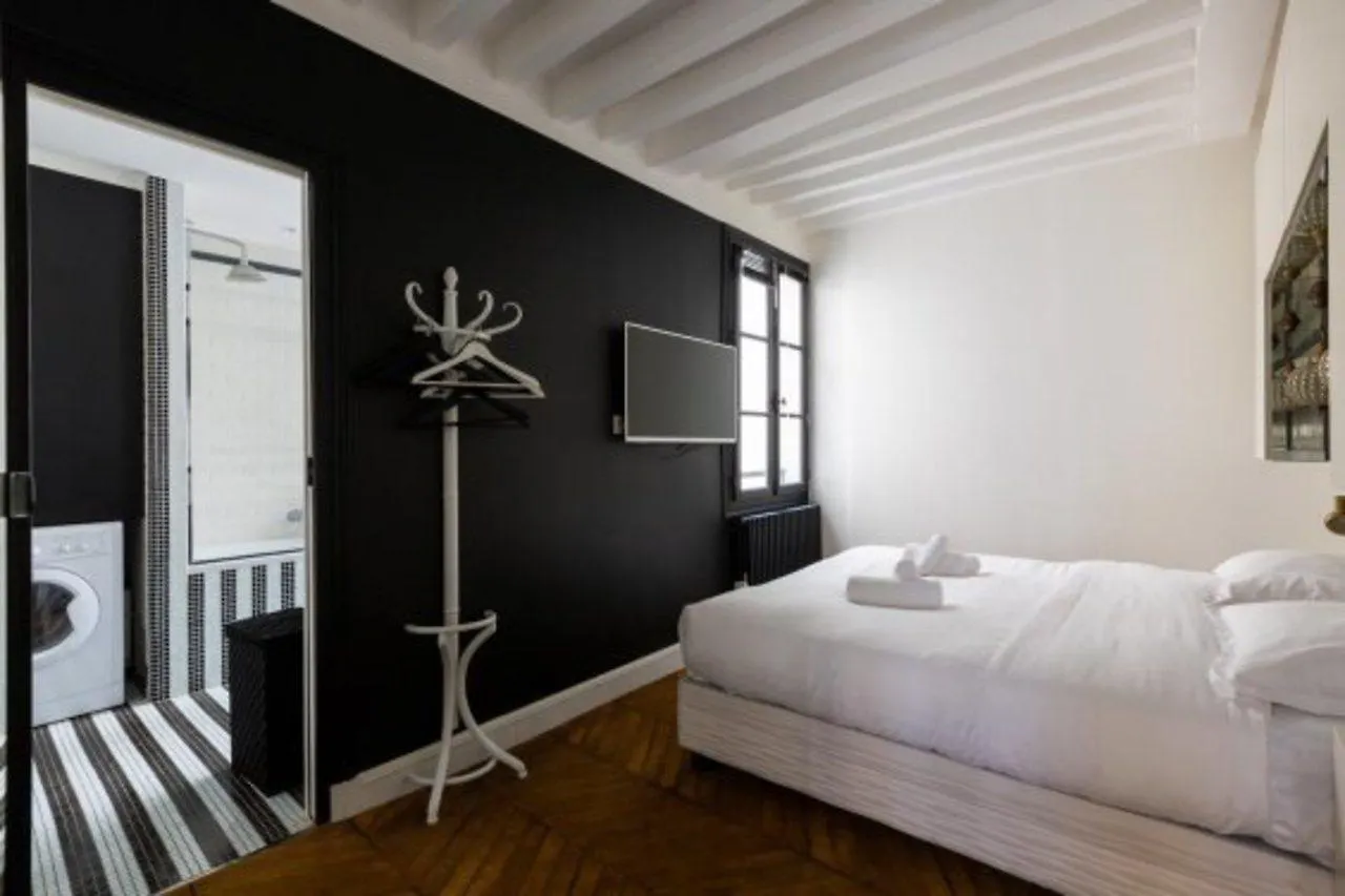 파리 Bauhaus Magic In The Marais 아파트 프랑스